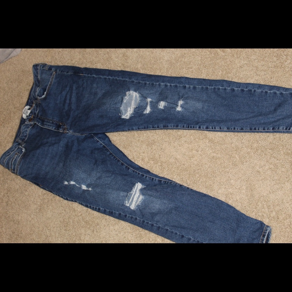 Forever 21 High Waisted Dark Wash Jeans size: 29